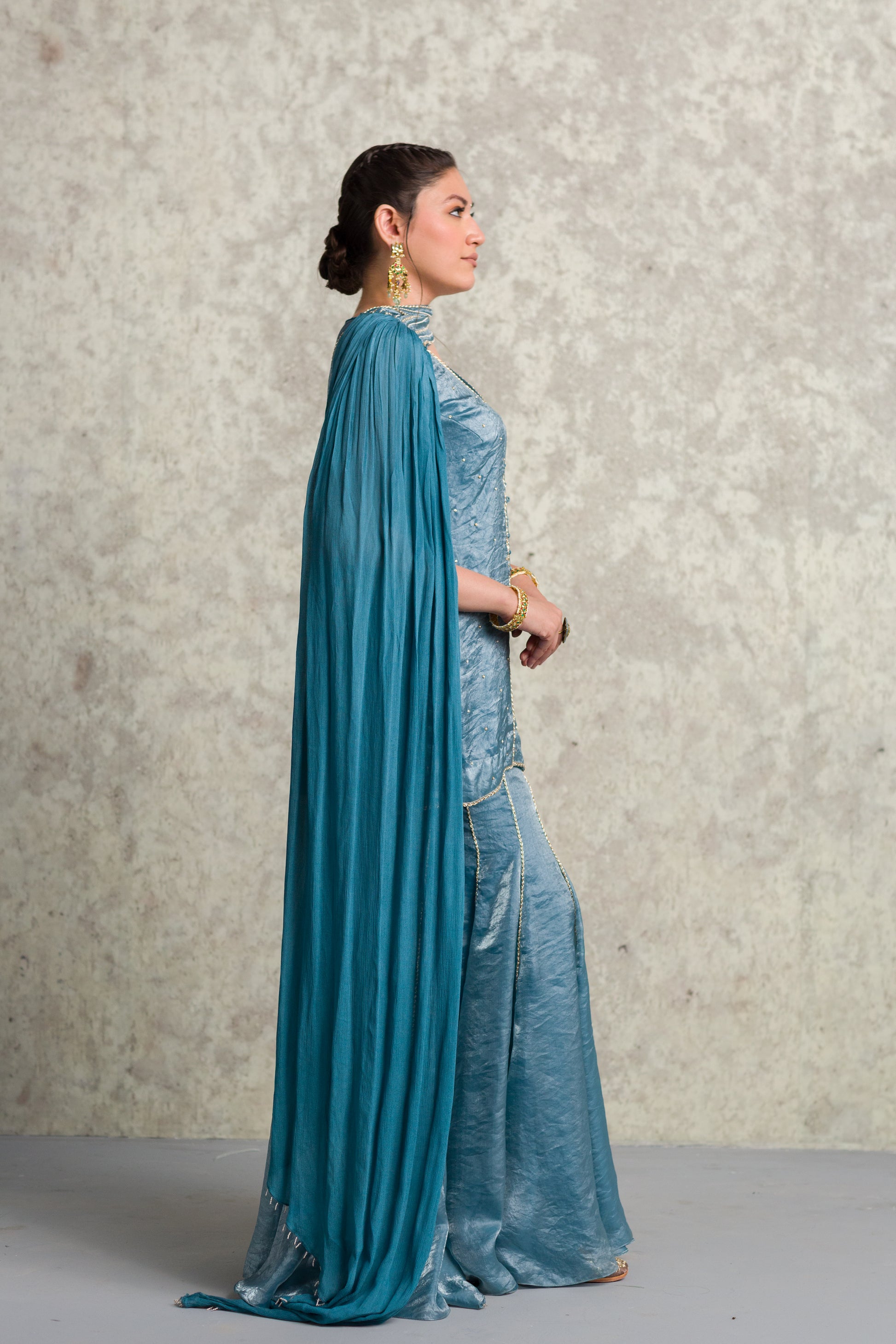 TEAL BLUE SHORT KURTA AND SHARARA - 91threads
