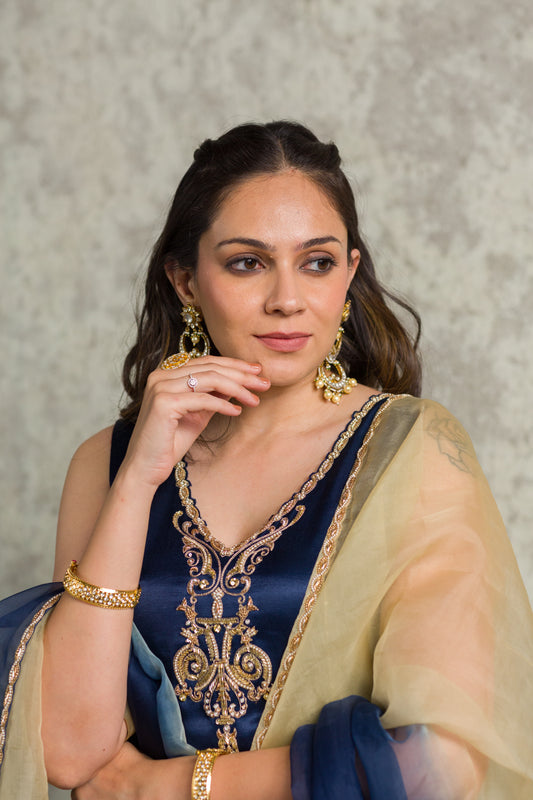 BLUE BUTTA PAKISTANI - 91threads