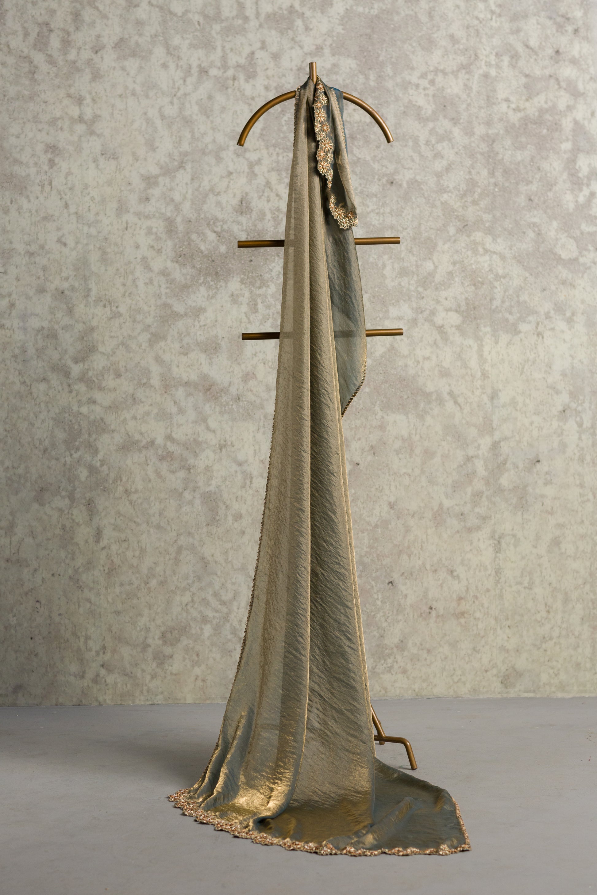 JIMMY CHOO DUPATTA - 91threads