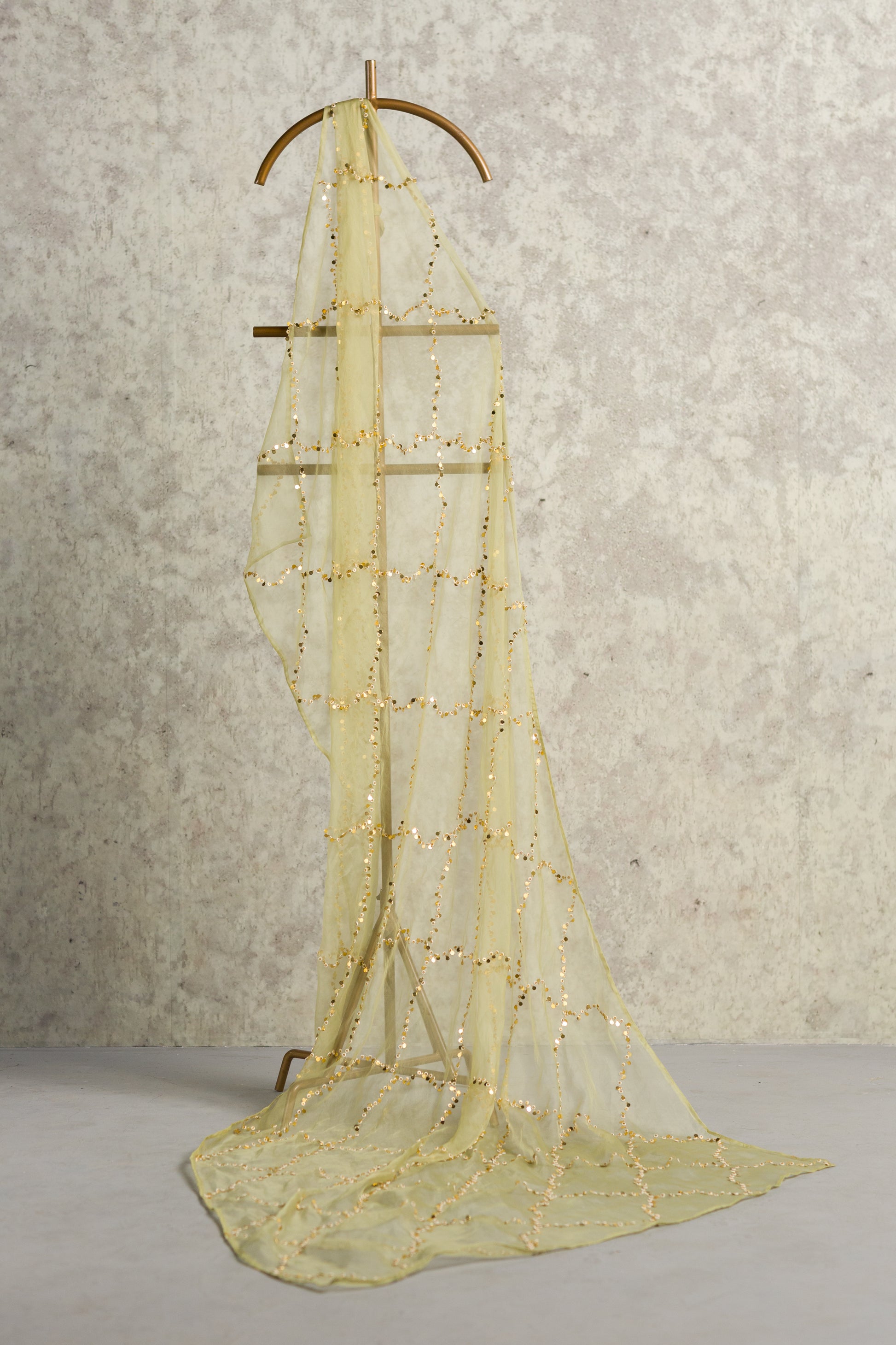 GREEN DUPATTA - 91threads