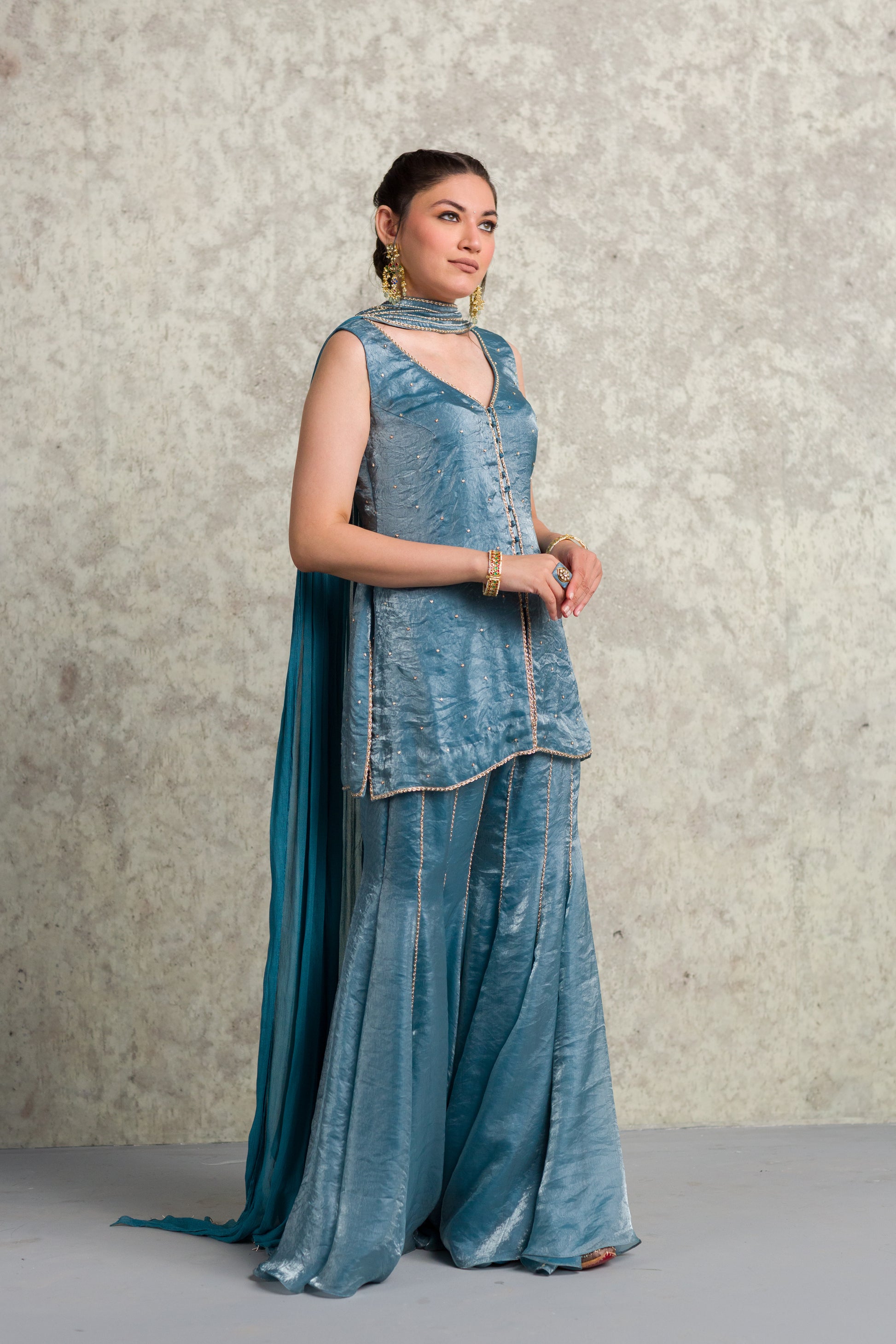 TEAL BLUE SHORT KURTA AND SHARARA - 91threads