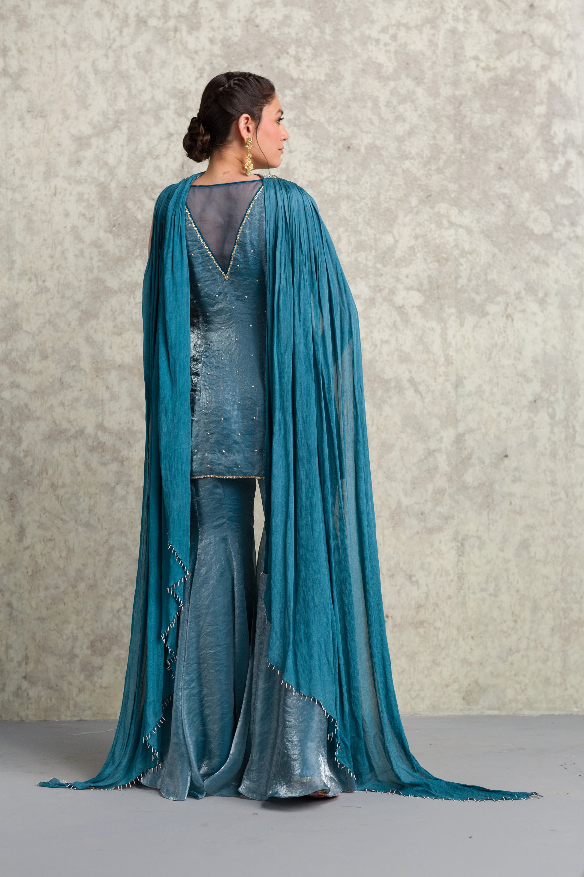 TEAL BLUE SHORT KURTA AND SHARARA - 91threads