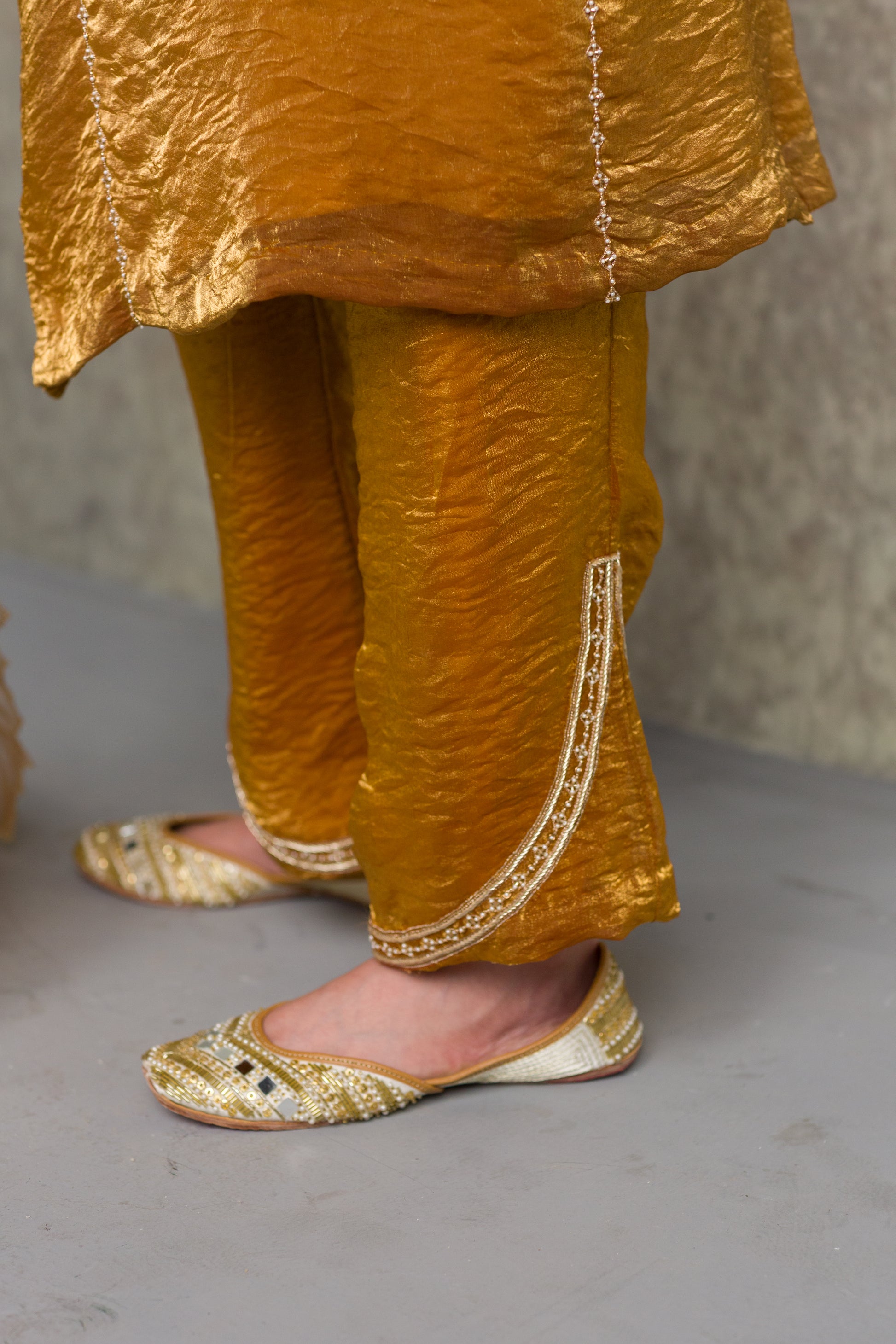The Maahi Set - 91threads