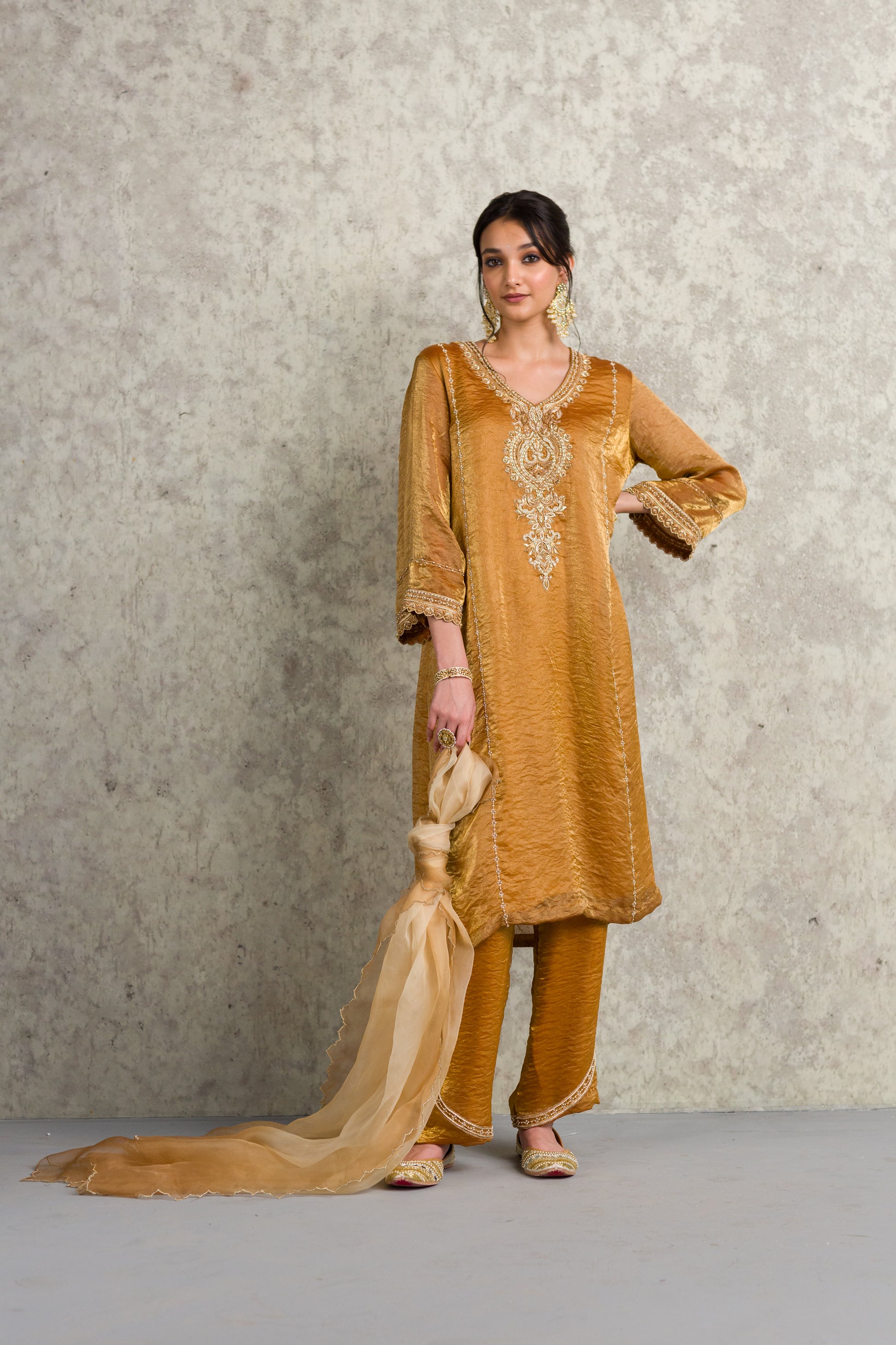 The Maahi Set - 91threads