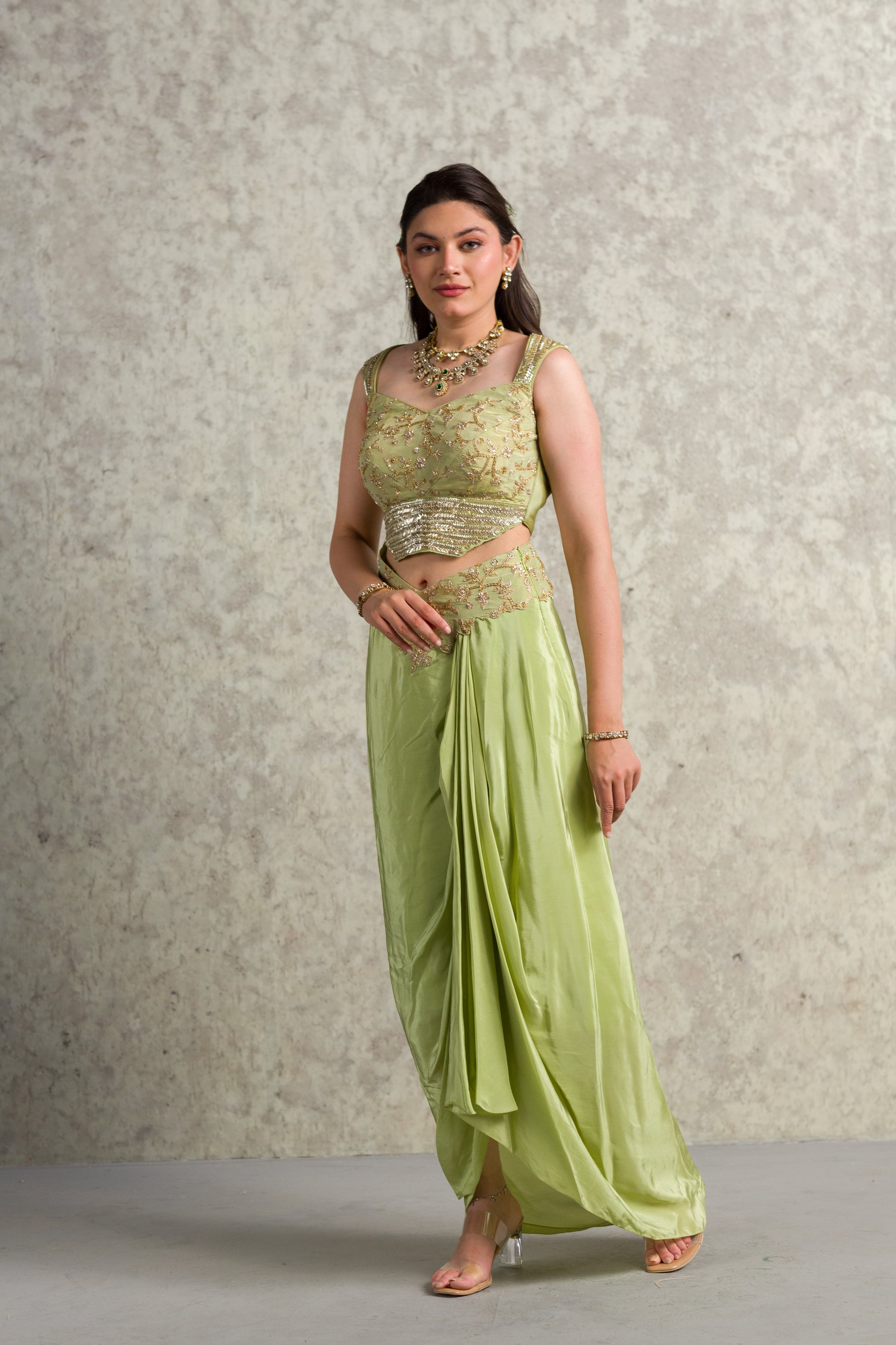 GREEN DRAPE CAPE - 91threads