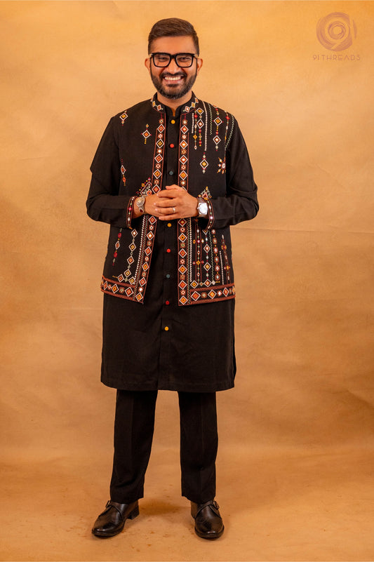 Black Kurta Bandi Set With Kutchi Handwork