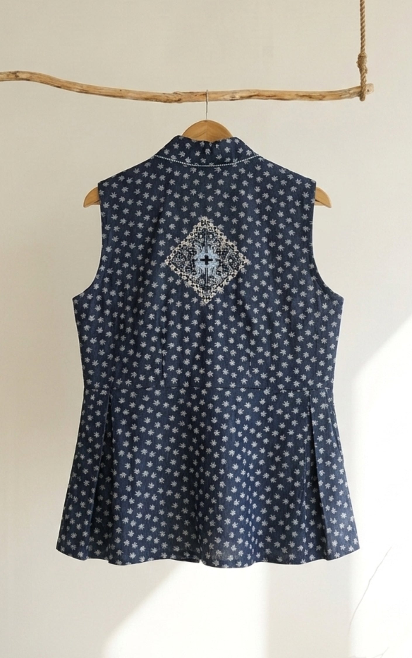 Blue Floral Wrap Top - 91threads