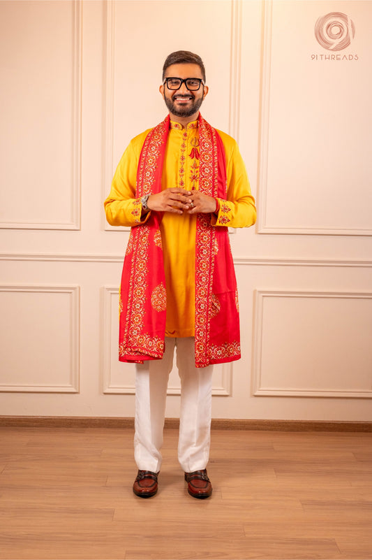 Yellow Kurta Set With Kashida Work
